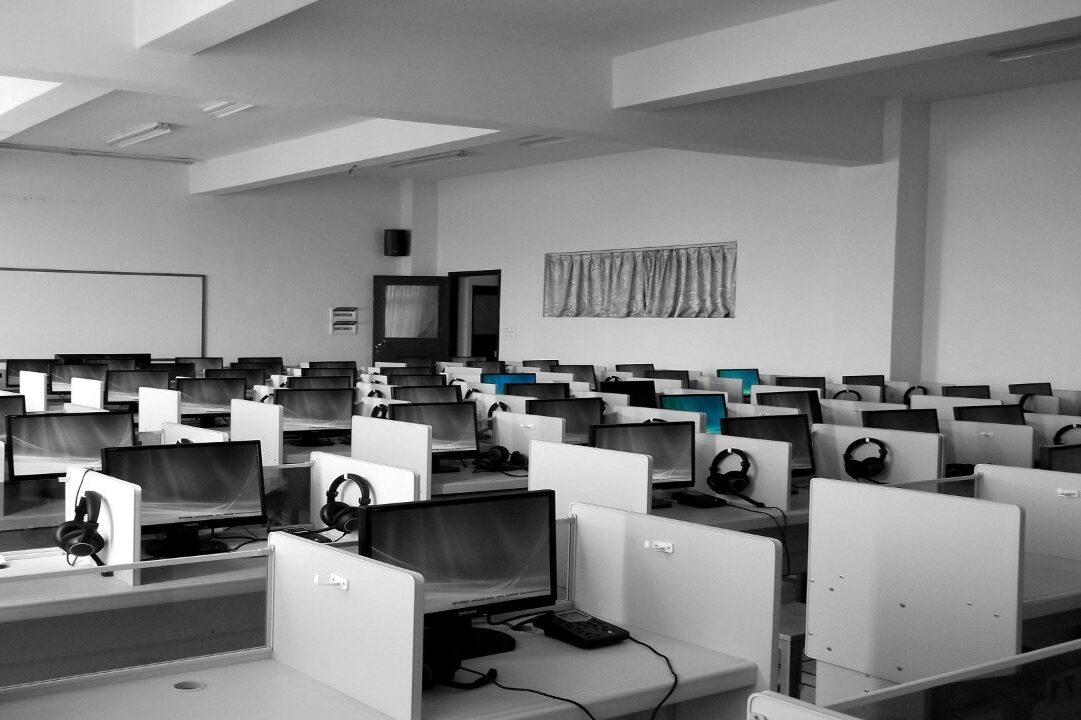 Indoor air quality monitoring in offices